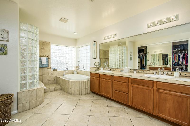 Massive Primary Bath