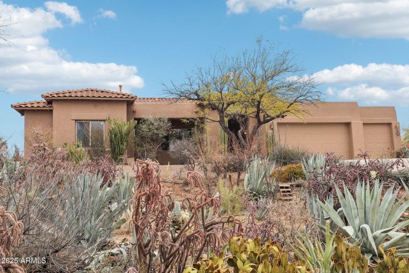 1-web-or-mls-N Washbed Dr-001