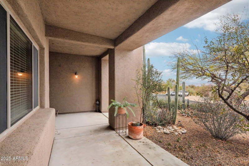 4-web-or-mls-N Washbed Dr-004