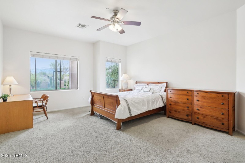 26-web-or-mls-N Washbed Dr-026