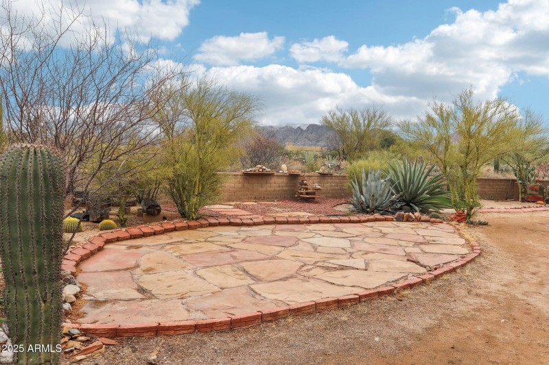 43-web-or-mls-N Washbed Dr-043