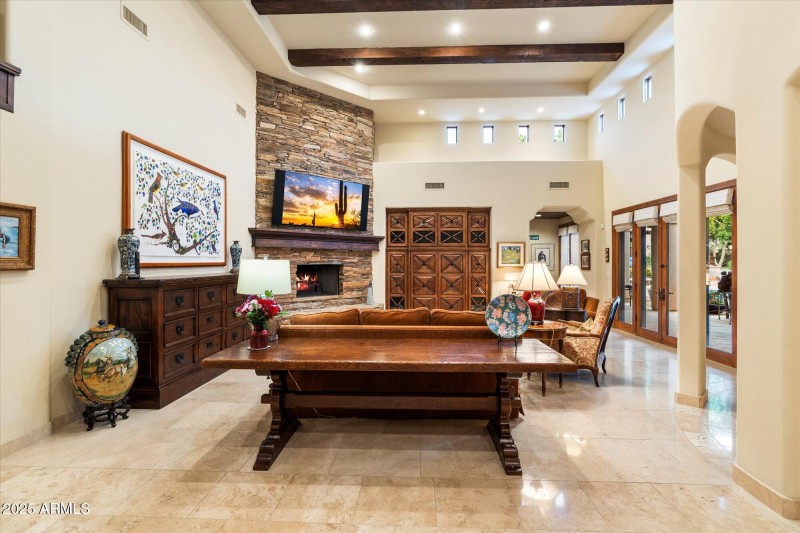 024-Family Room