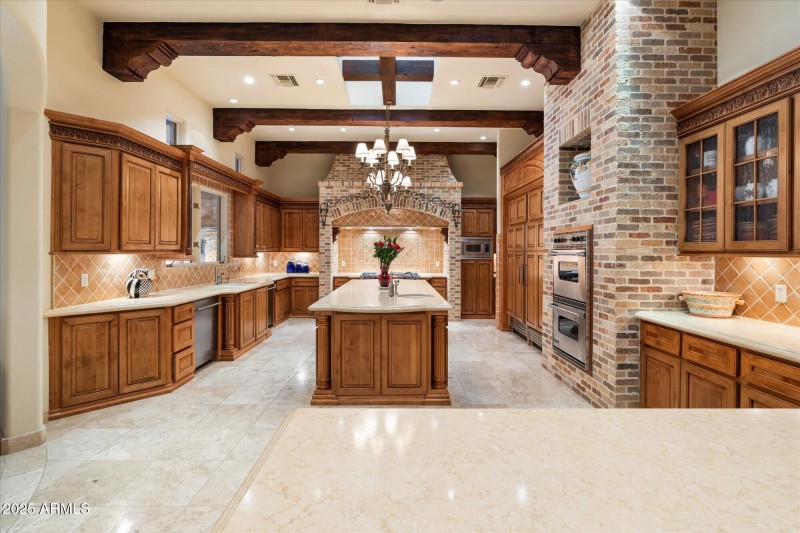 030-Kitchen