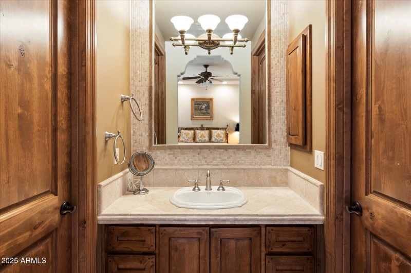 065-Bathroom