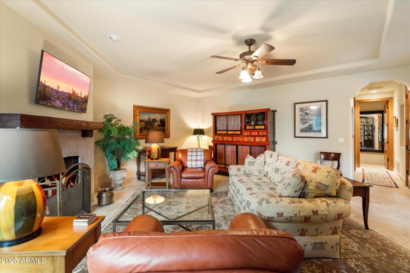 074-Casita Living Room