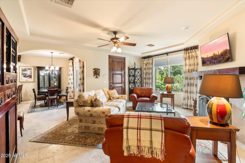 075-Casita Living Room