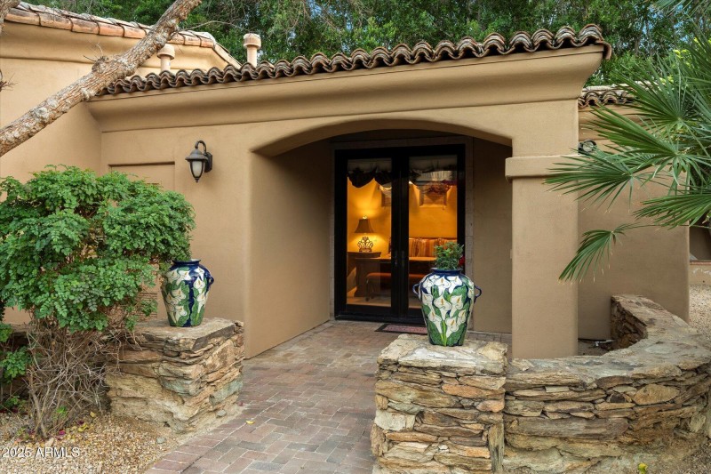 080-Casita BEdroom Patio