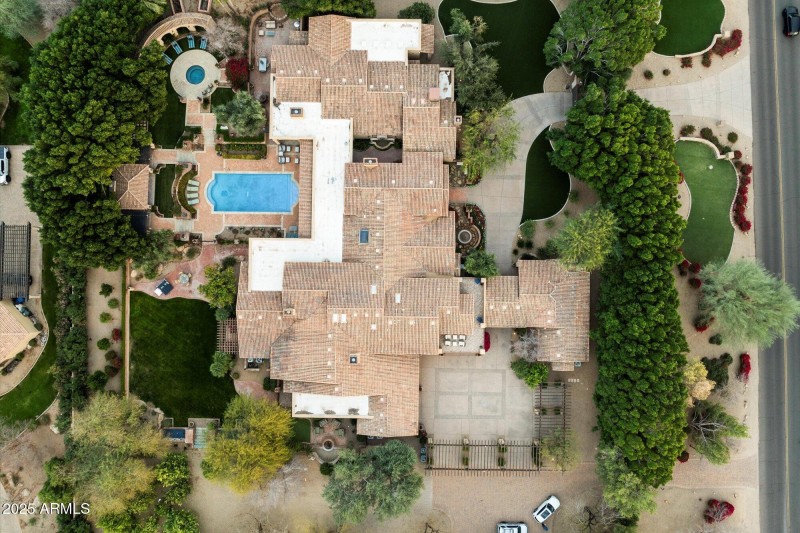 THE ESTATE