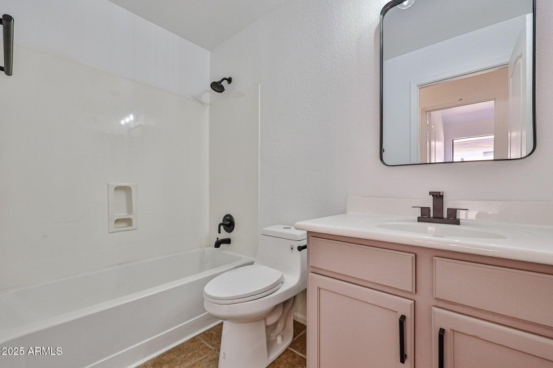 2nd bathroom