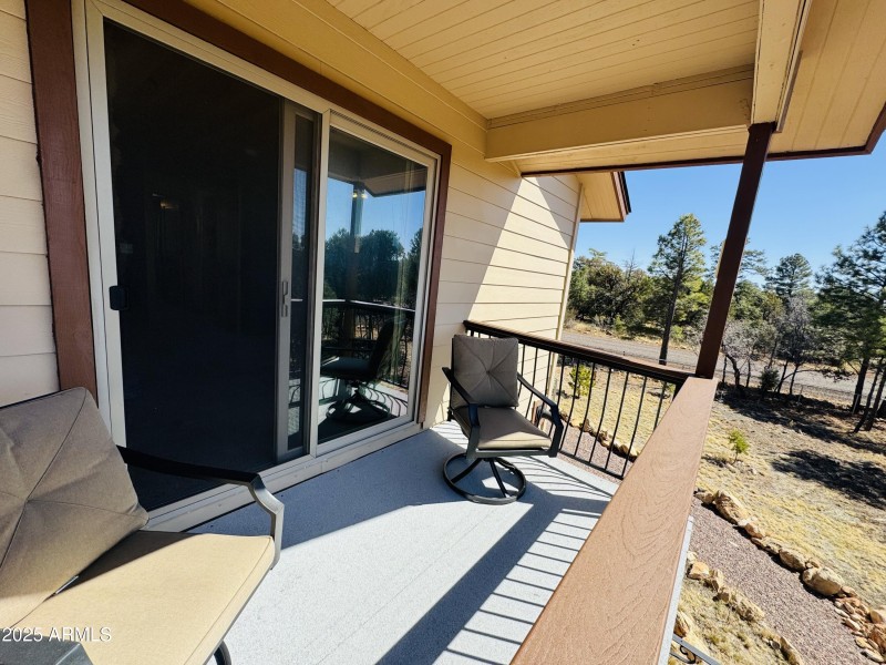 Upstairs bdrm balcony