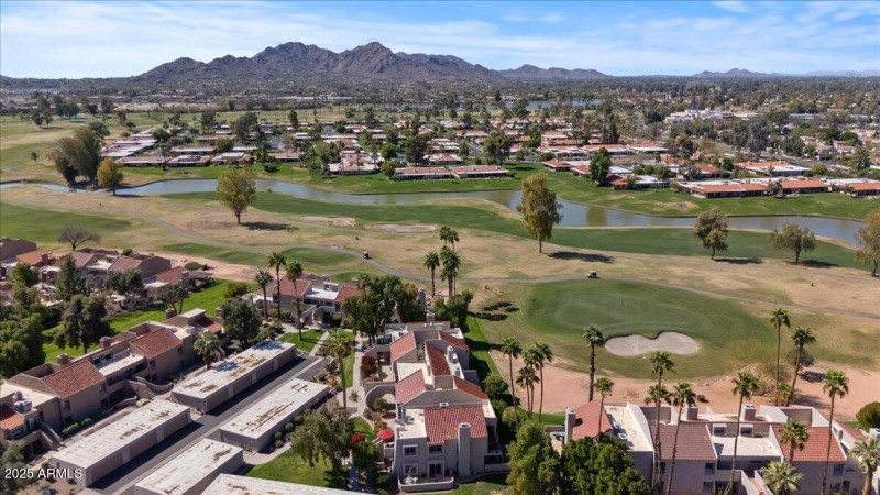 Close to Greenbelt and Course