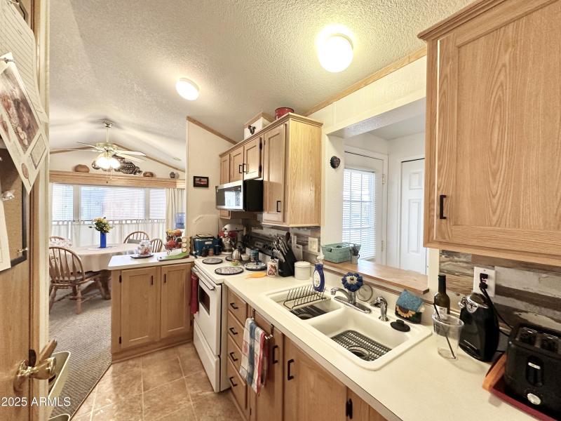 PEAK A BOO OPENING TO AZ ROOM