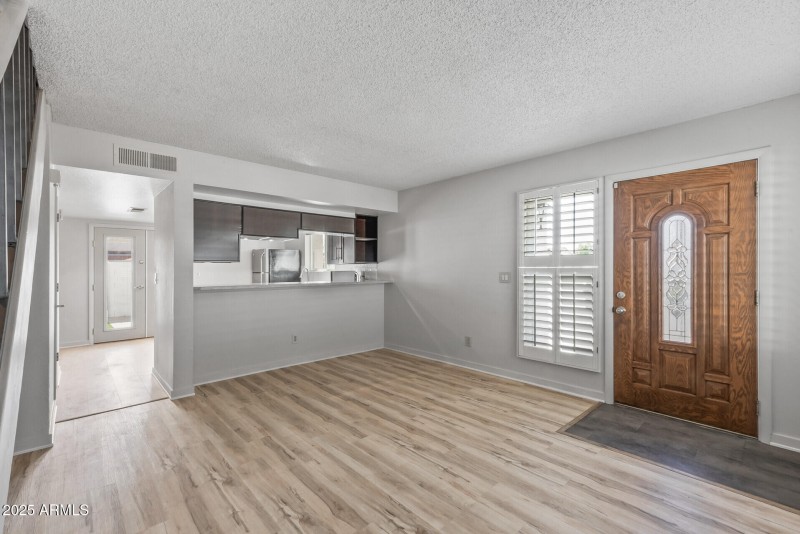 08_2828_E_Waltann8_mls