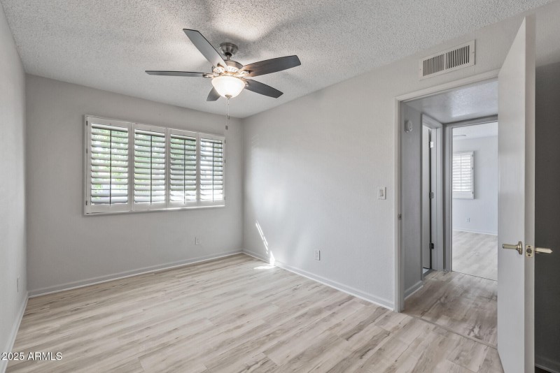 20_2828_E_Waltann20_mls