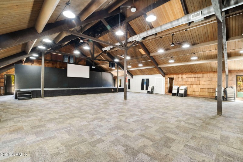 5-Lodge Stage