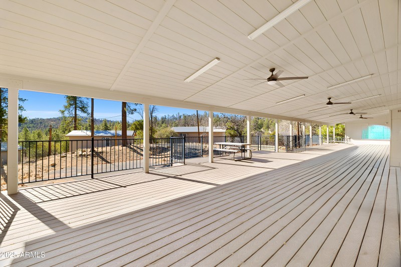 13-Dining Hall Deck