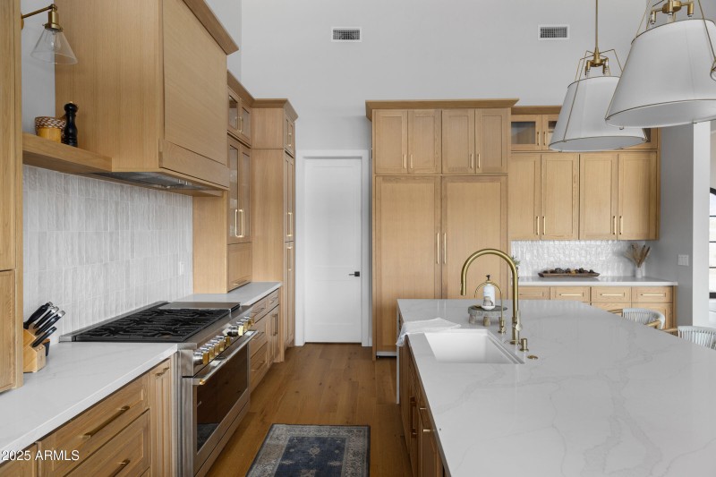 10760 W Golddust Dr-4