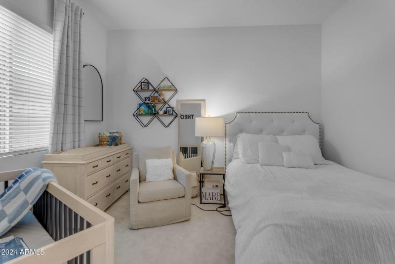 040_55-web-or-mls-55_037_a4m_sg_703