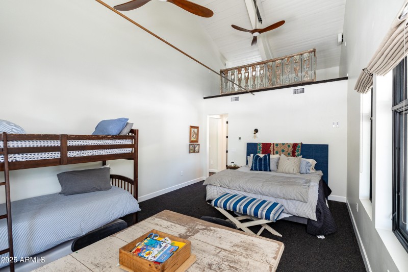 Guest Room/Bunk Room