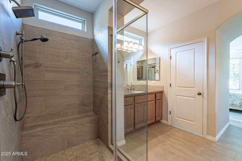 Primary shower
