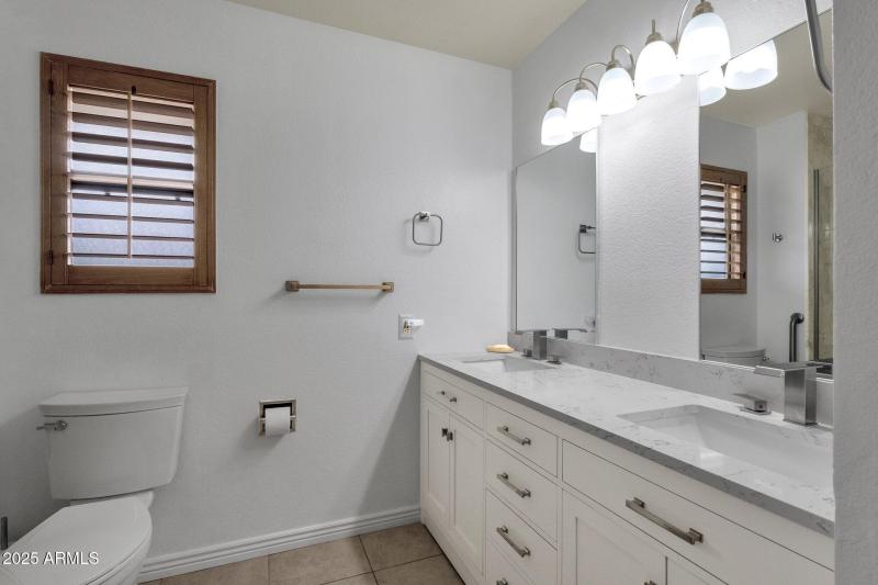 29-web-or-mls-13306-w-ballad-dr