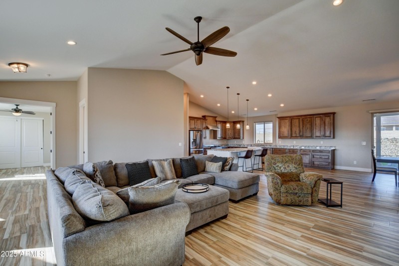 10250 N. Steel Road - Photo - Living Roo