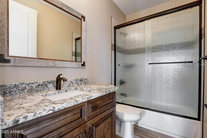 10250 N. Steel Road - Photo - Guest Bath