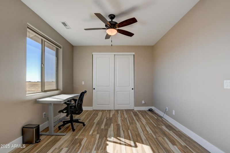 10250 N. Steel Road - Photo - Office or