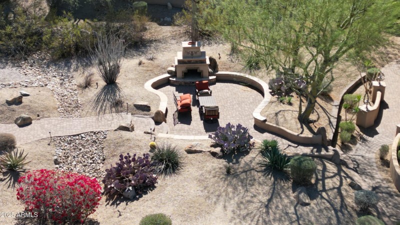 7013 E SUMMIT TRAIL CIR
