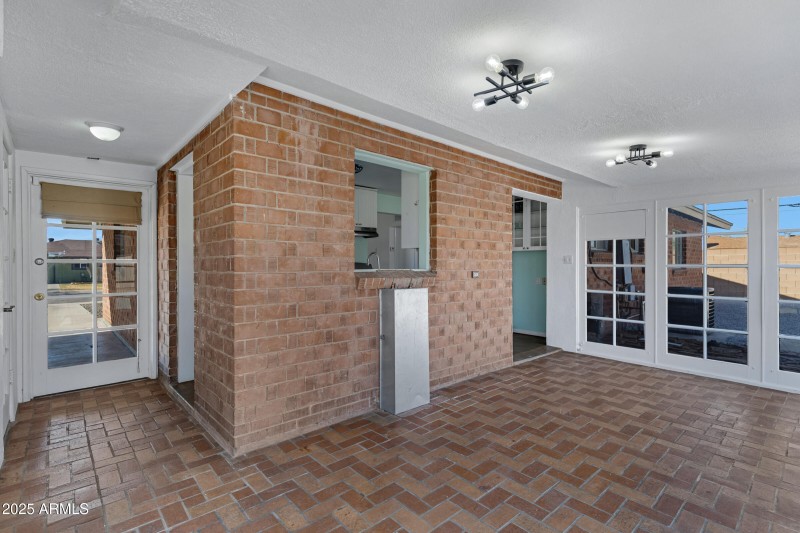 2246 W Mulberry Dr-20