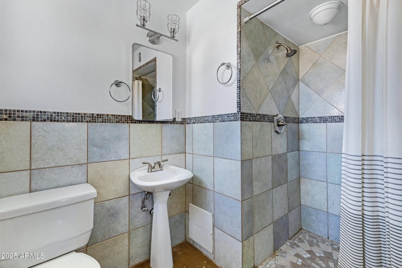 2246 W Mulberry Dr-28