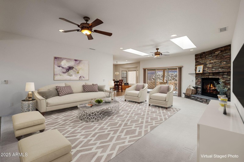059-Living Room Virtually Staged