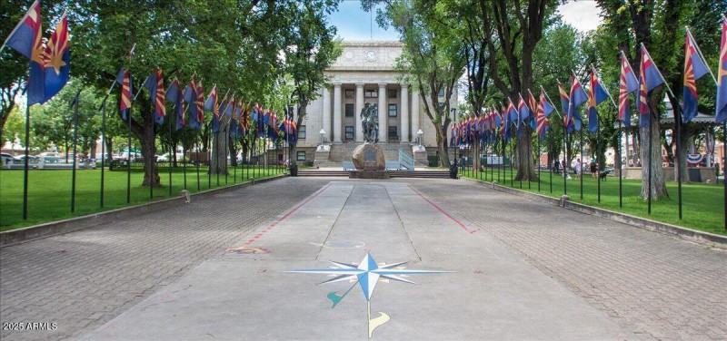 COURTHOUSE IN SUMMER