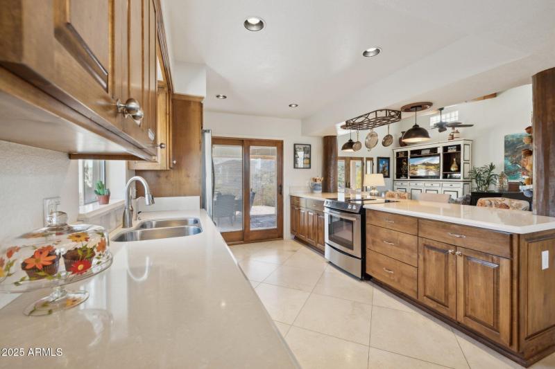 Open Kitchen