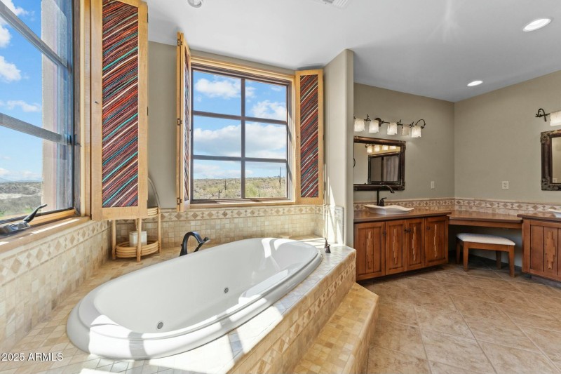 Jetted Tub