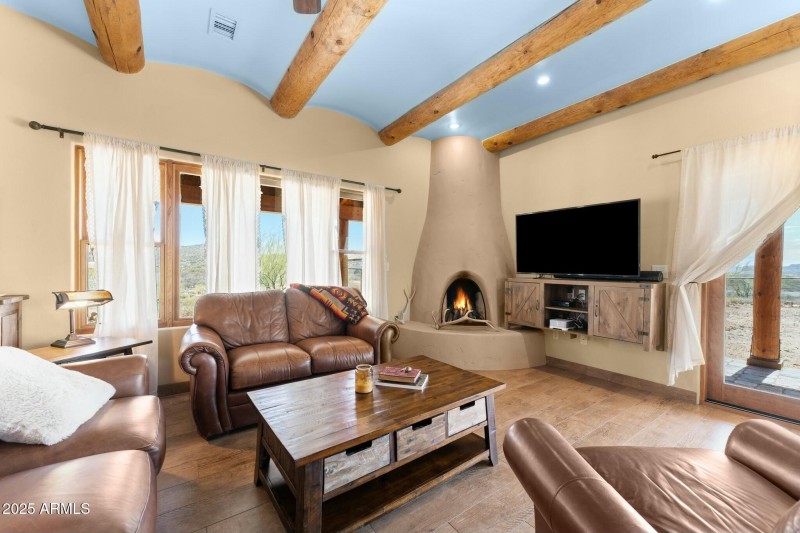 Casita Fireplace