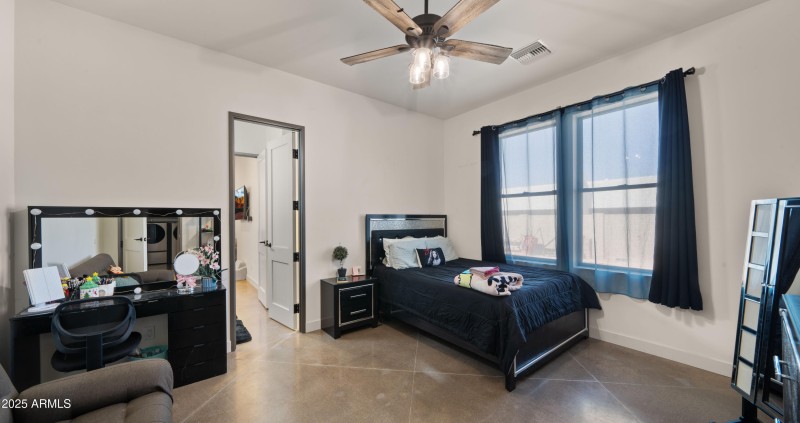 Jack and Jill Bedroom1