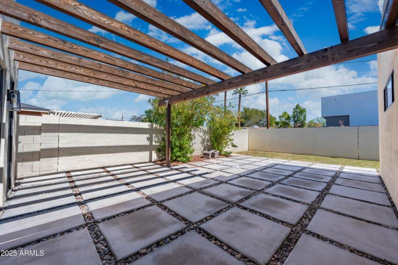 4409 N 32nd St, Phoenix, AZ 85018-62 cop