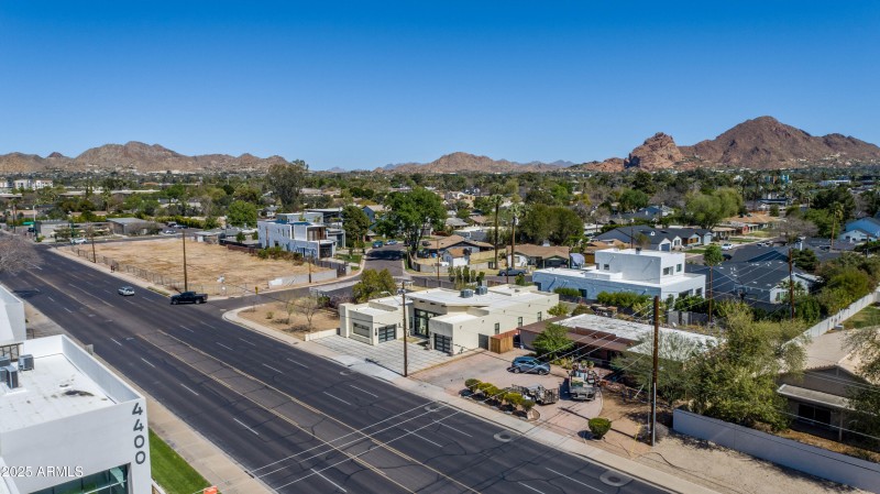 4409 N 32nd St, Phoenix, AZ 85018-69