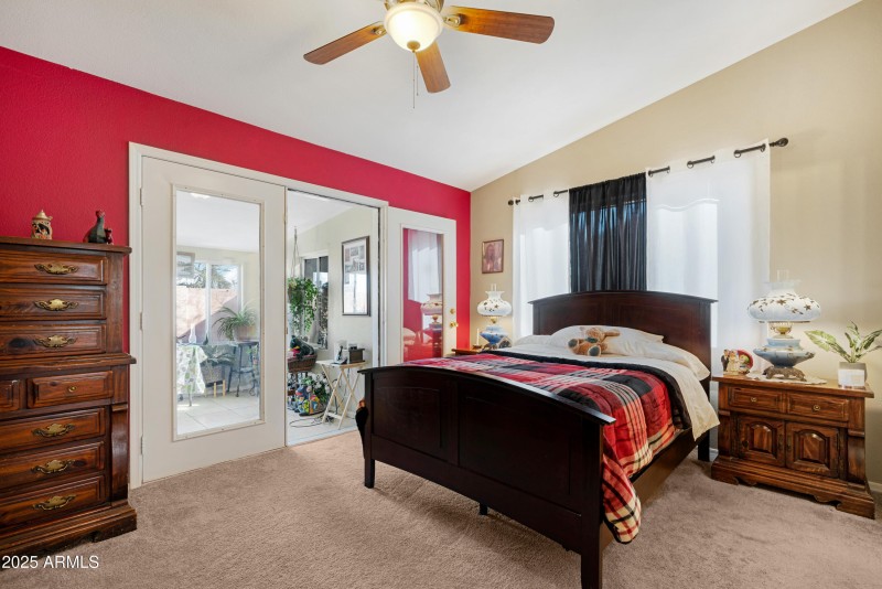 Master Bed 1