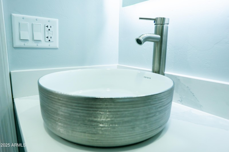 DSC08533-Enhanced-NR