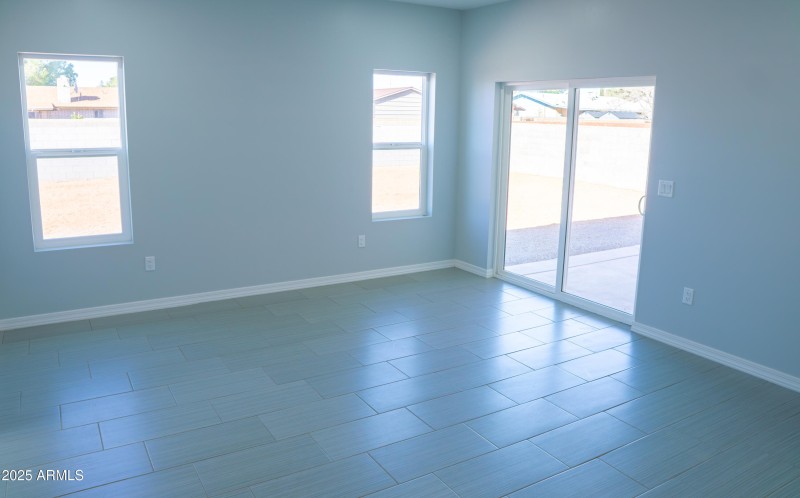 DSC08535-Enhanced-NR