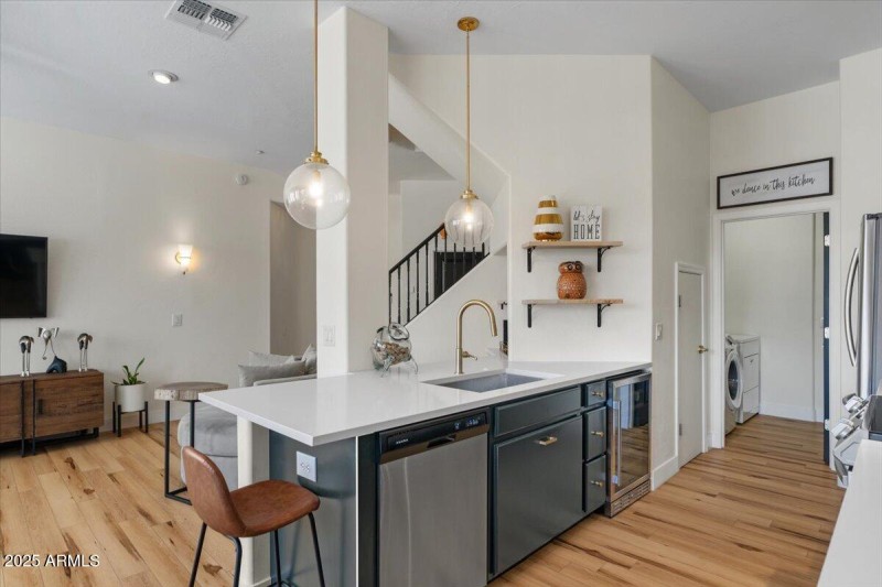 11-Kitchen