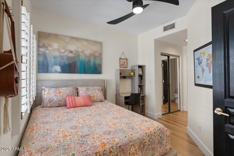 19-Bedroom