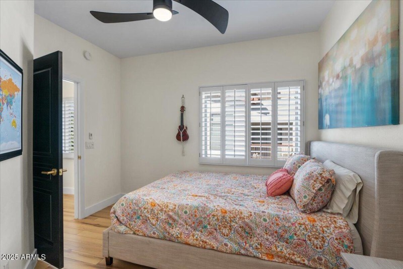 20-Bedroom