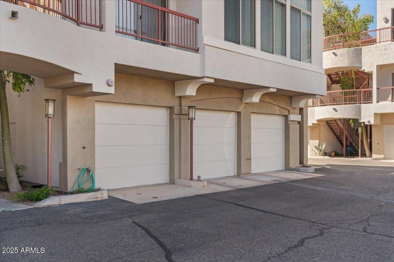34-Garage