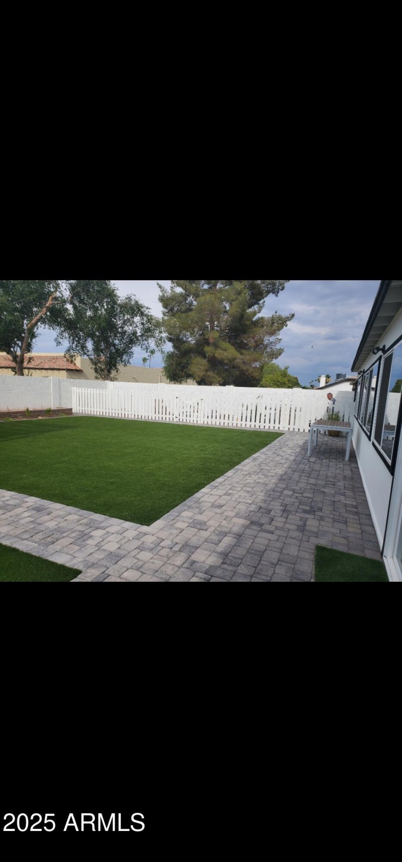 1000011413