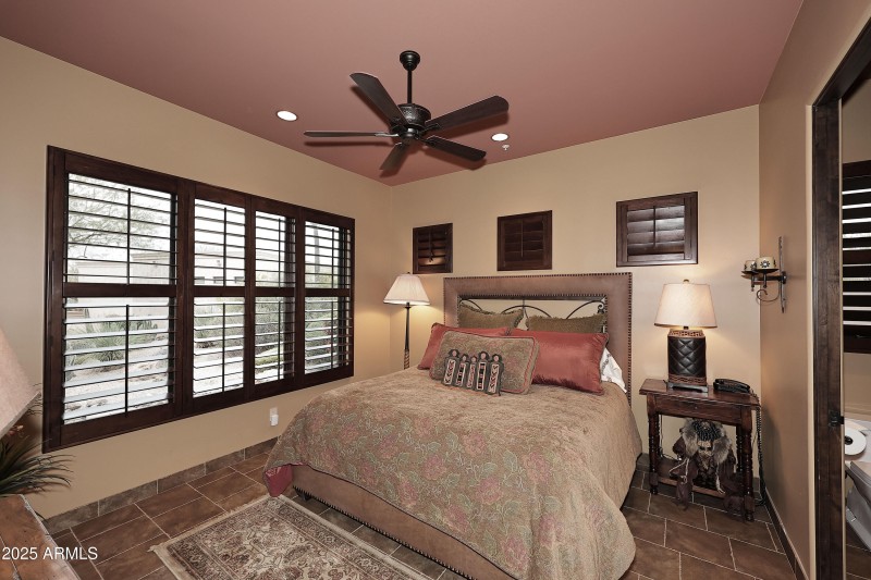 Guest House-Bedroom