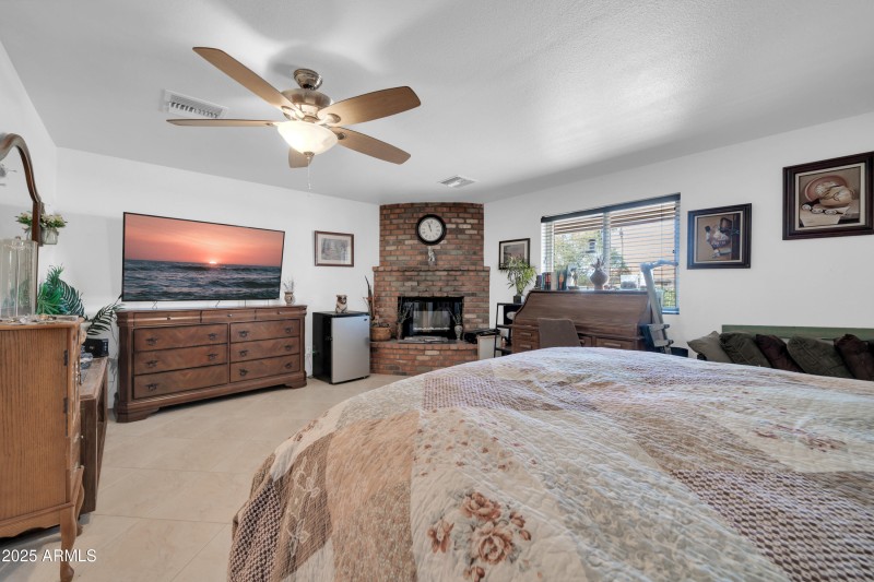 10842 W Sarabande Cir-18