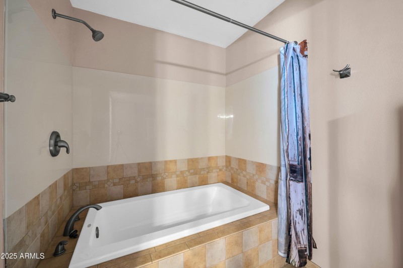 10842 W Sarabande Cir-28